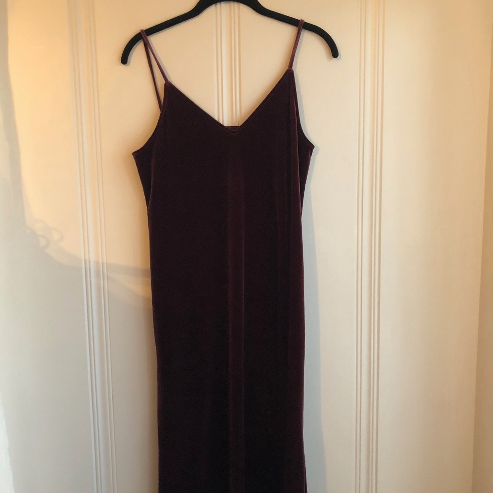 uniqlo velvet slip dress